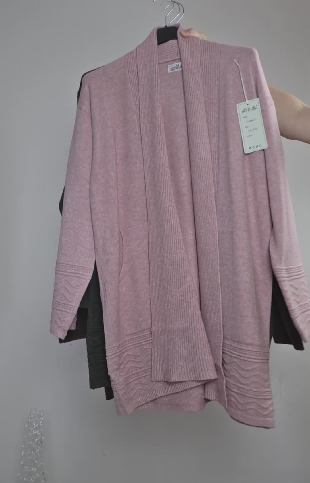 Langer Damen Cardigan mit Taschen & Strickdetails
