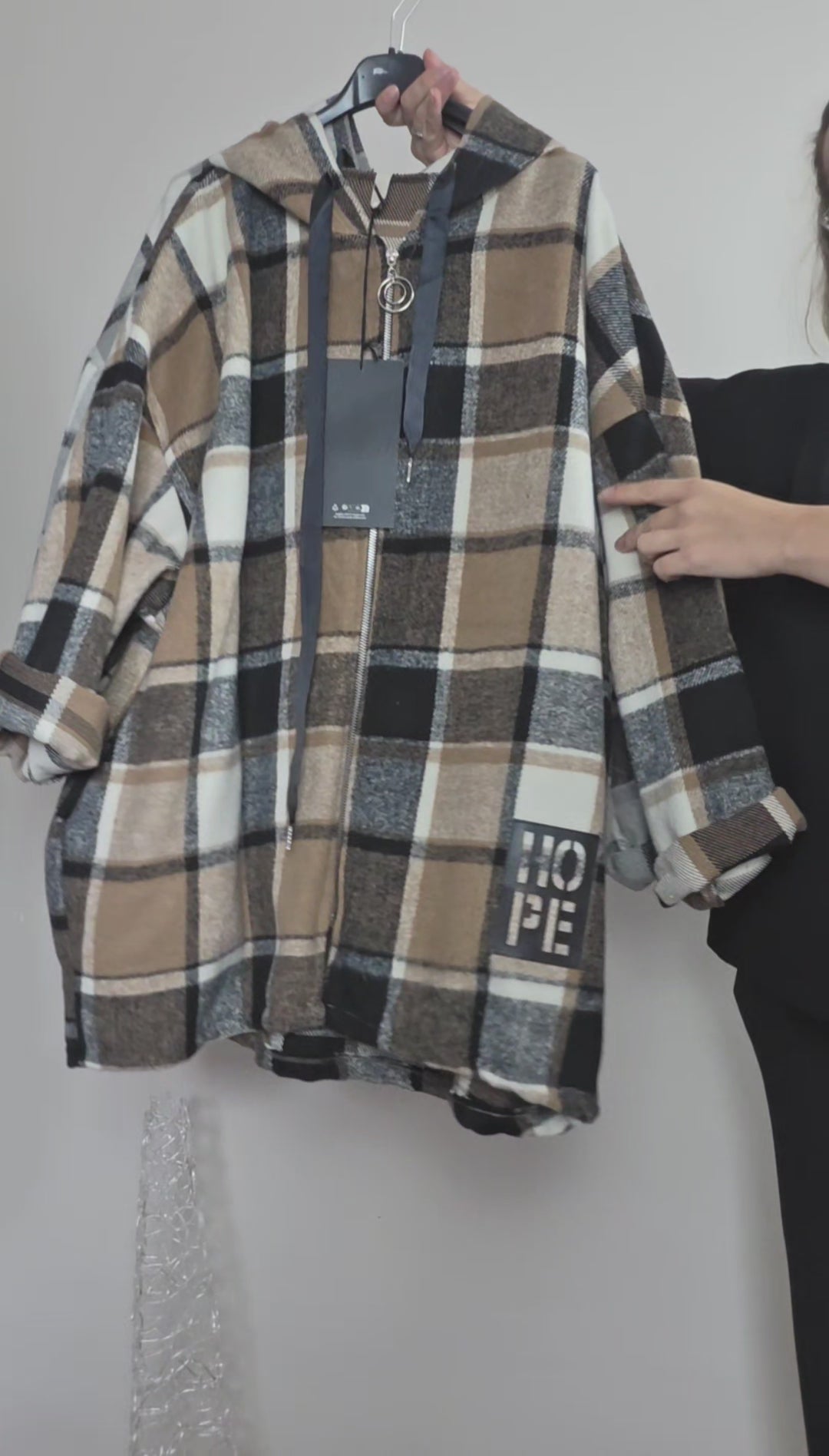 Oversize Karo-Jacke mit Kapuze – warm & bequem XL bis 3XL