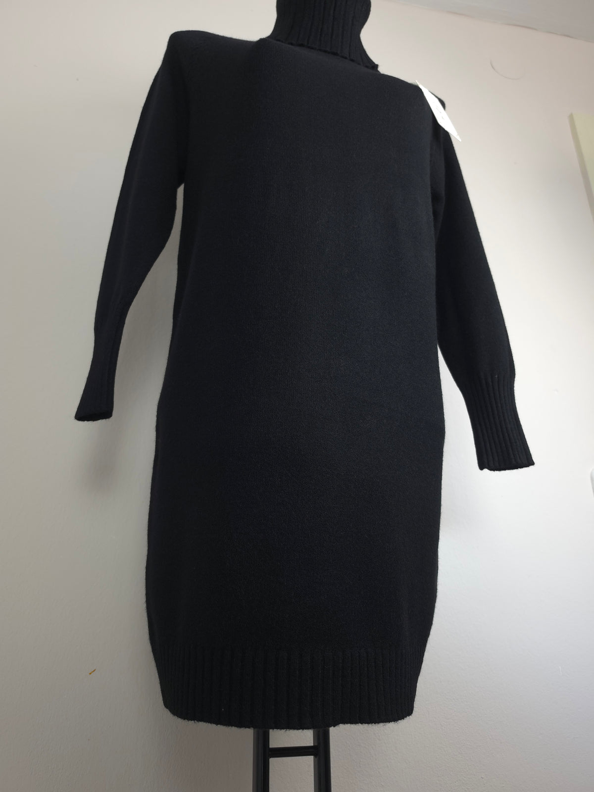 Weiches Strickkleid mit Rollkragen – S/M & L/XL