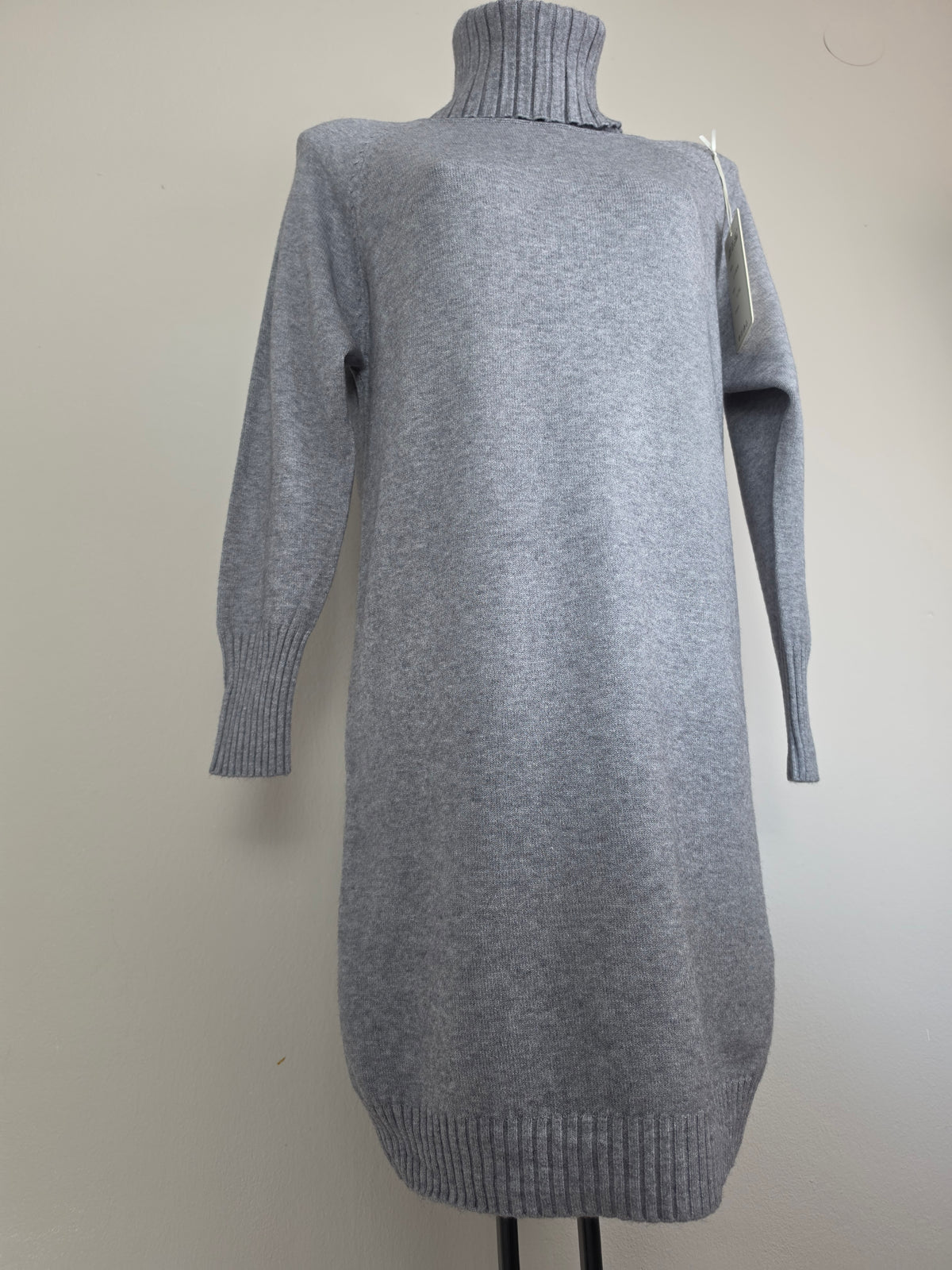 Weiches Strickkleid mit Rollkragen – S/M & L/XL