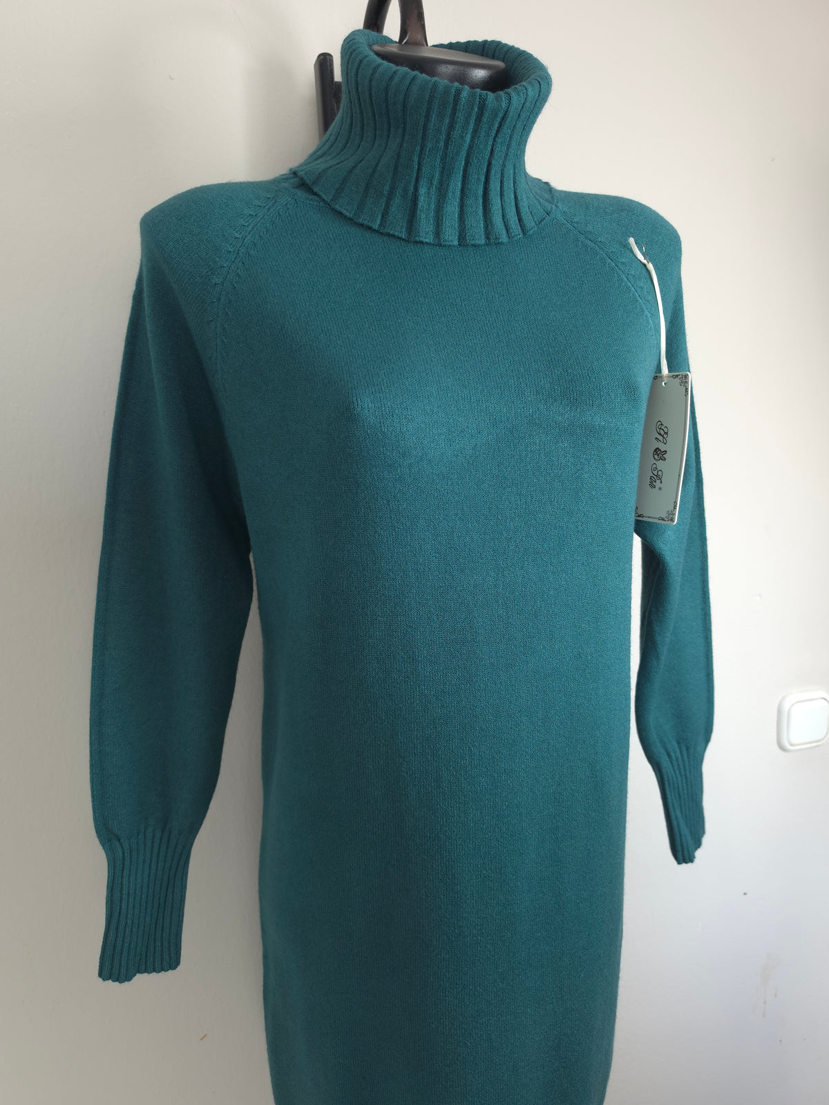 Weiches Strickkleid mit Rollkragen – S/M & L/XL