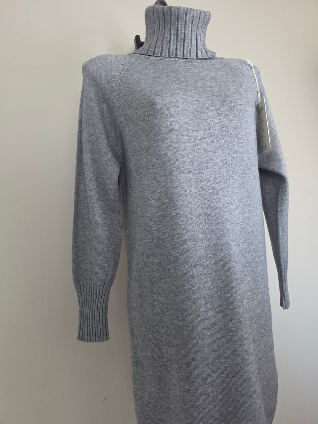 Weiches Strickkleid mit Rollkragen – S/M & L/XL